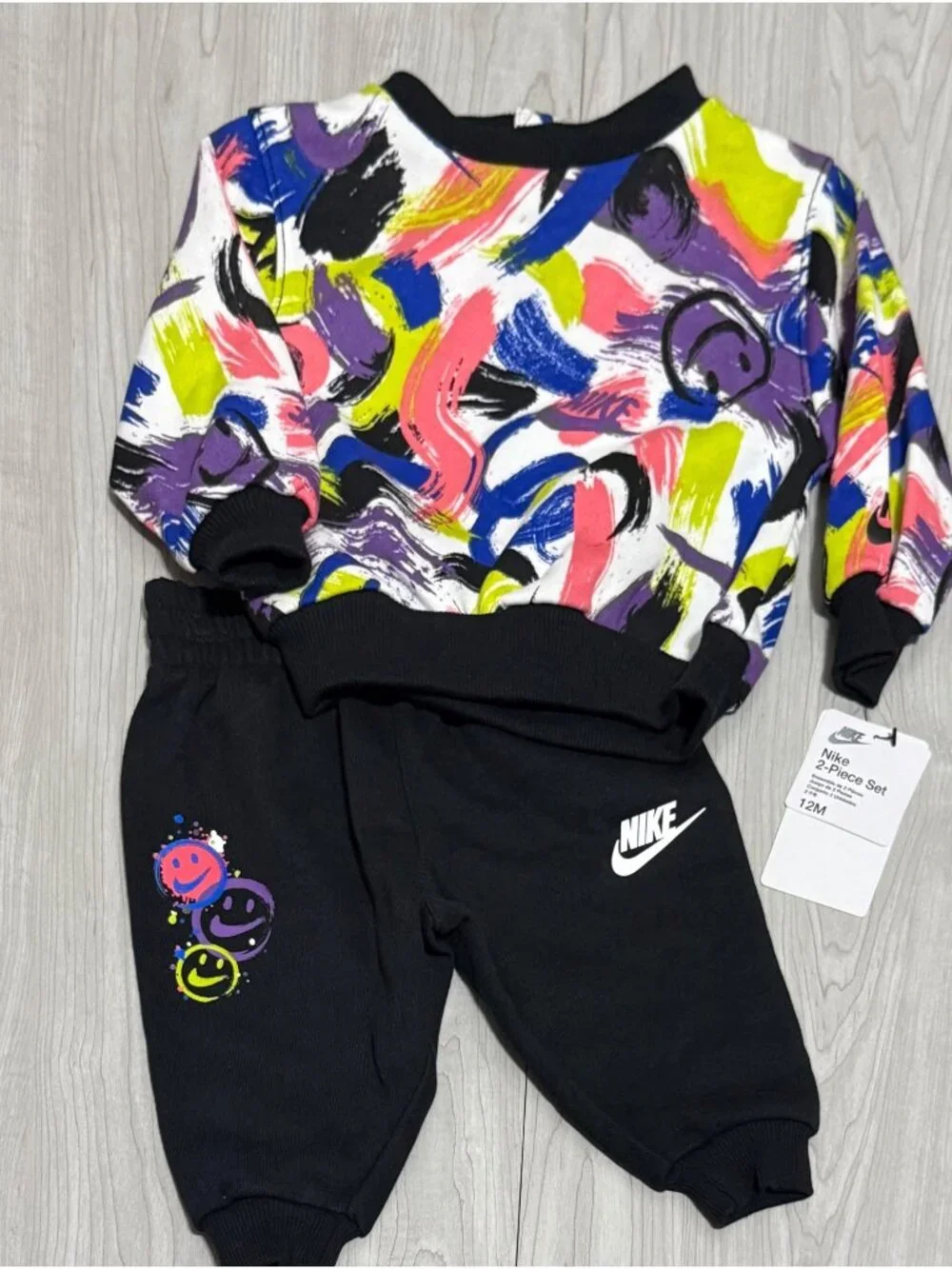 Nike 12m NWT graphic neon print black smiley face pink purple yellow sweatsuit - Picture 6 of 7